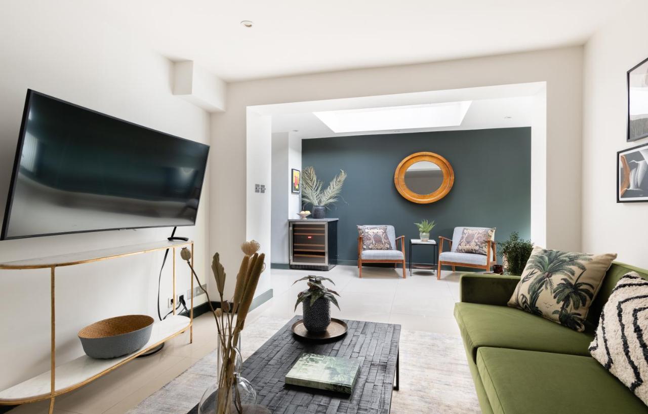 Apartamento The Heart Of Shepherds Bush - Modern 2bdr With Garden Londres
